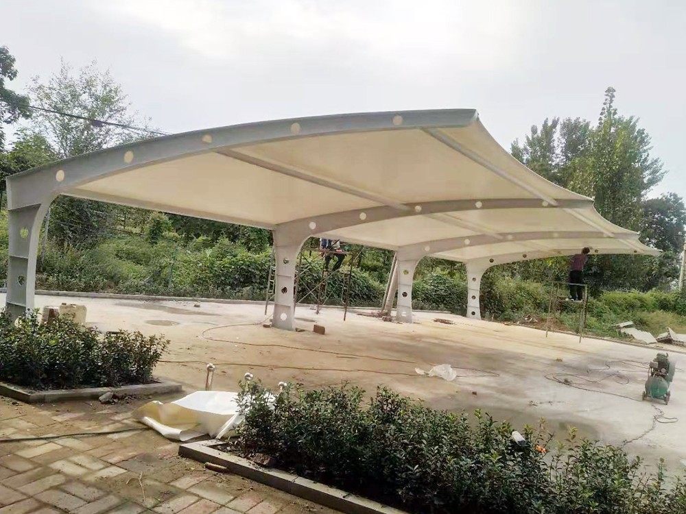 汽車(chē)車(chē)棚