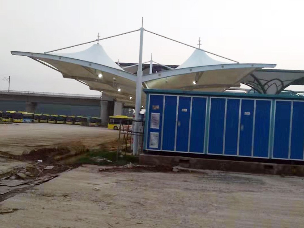 汽車(chē)車(chē)棚