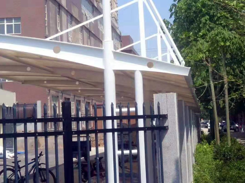 汽車(chē)車(chē)棚